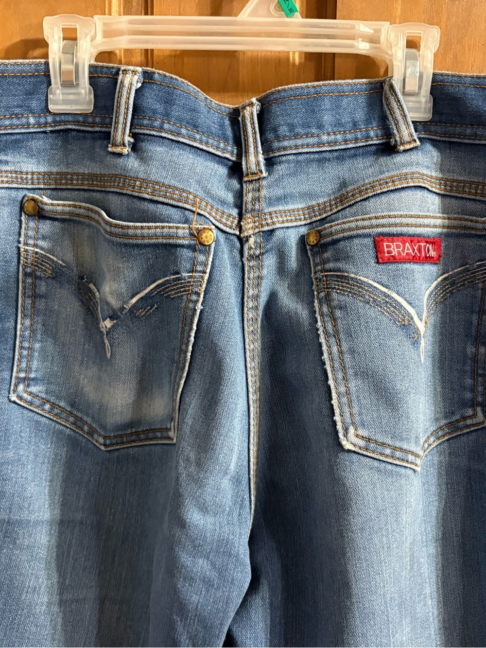 Braxton Women Light Blue Denim Jeans - Classic Back Pocket Design